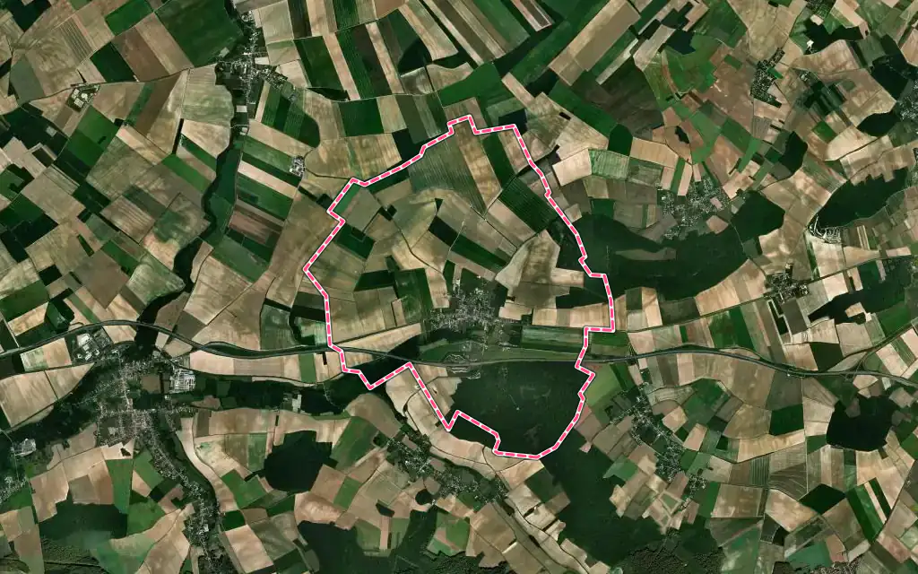 Vue satellite de Fontvannes avec ses contours administratifs