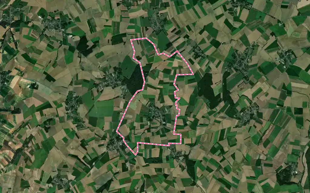Vue satellite de Forceville avec ses contours administratifs