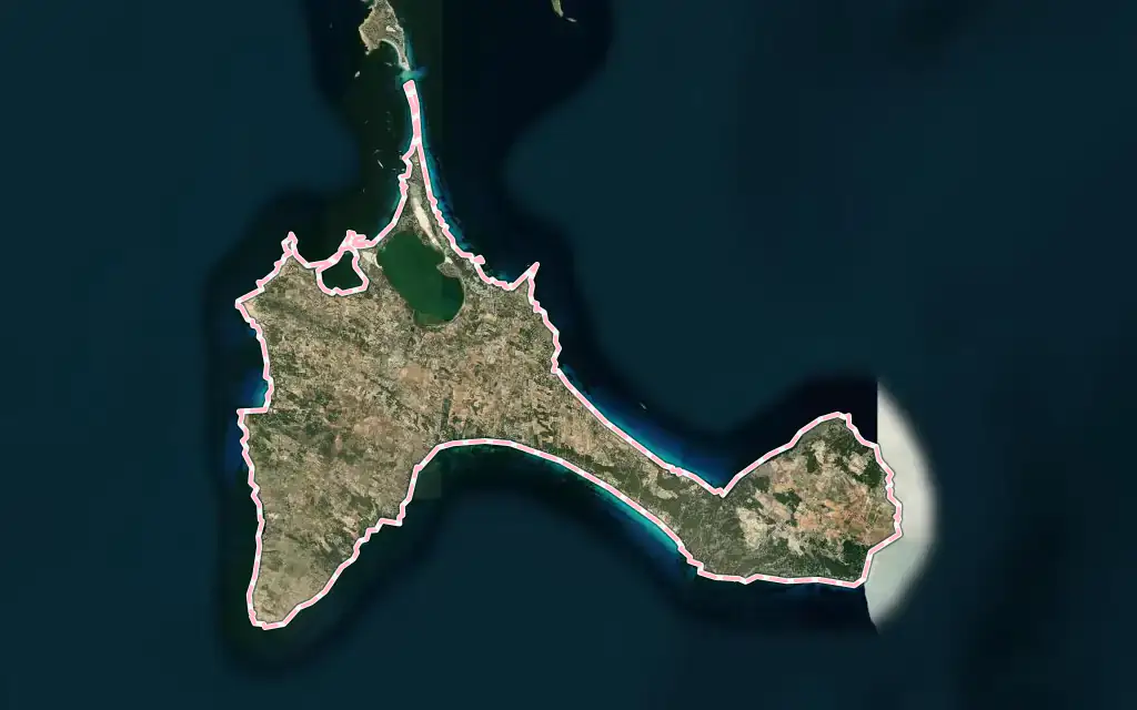 Vista satélite de Formentera con su contorno administrativo