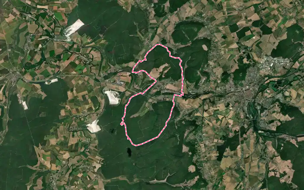 Vue satellite de Foug avec ses contours administratifs