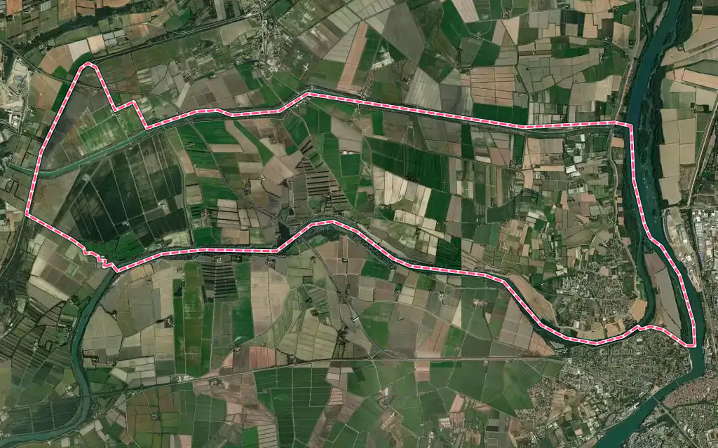 Vue satellite de Fourques avec ses contours administratifs