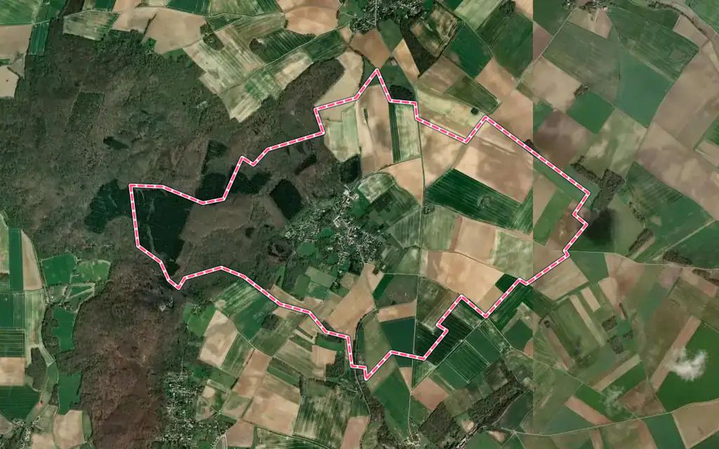 Vue satellite de Frémainville avec ses contours administratifs