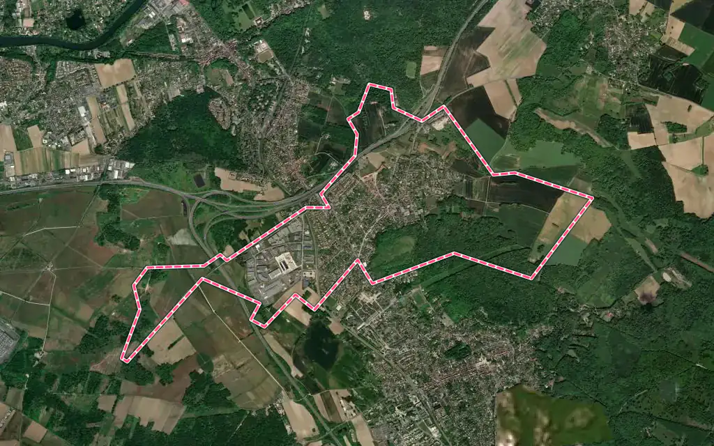 Vue satellite de Frépillon avec ses contours administratifs