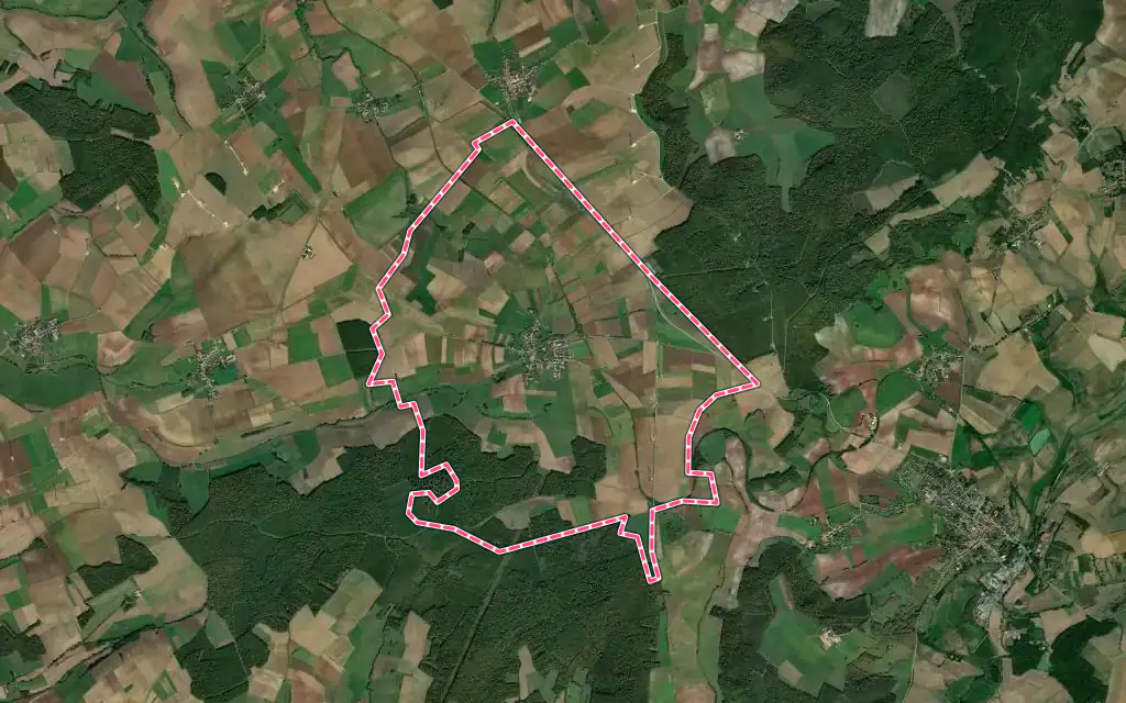Vue satellite de Fresnes-en-Saulnois avec ses contours administratifs