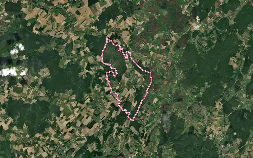 Vue satellite de Fretigney-et-Velloreille avec ses contours administratifs