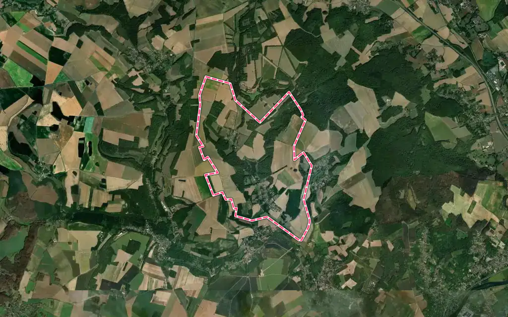 Vue satellite de Frouville avec ses contours administratifs