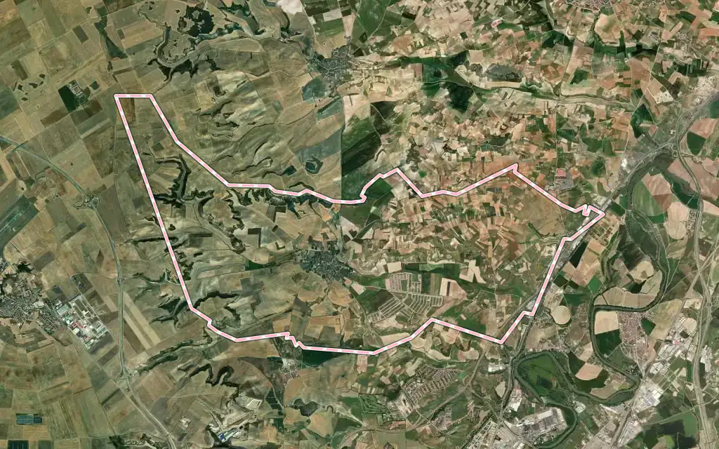 Vista satélite de Fuensaldaña con su contorno administrativo