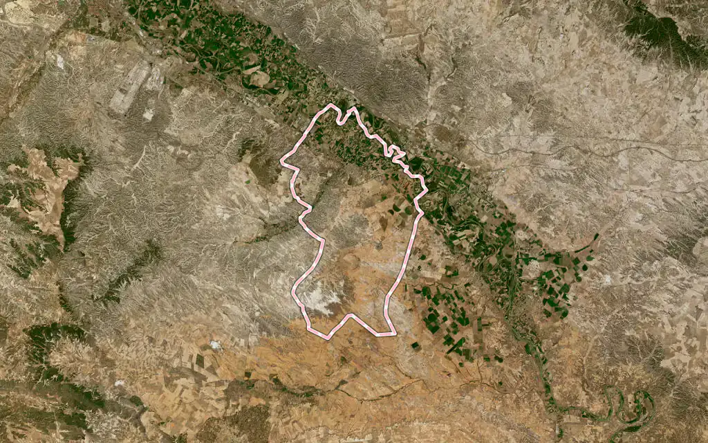 Vista satélite de Fuentes de Ebro con su contorno administrativo