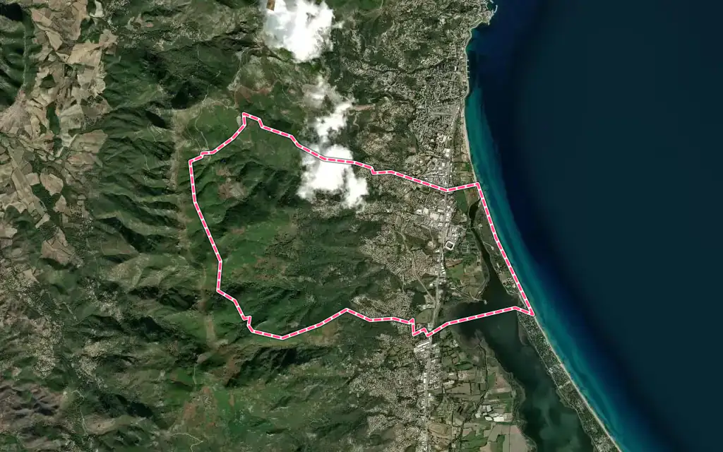 Vue satellite de Furiani avec ses contours administratifs