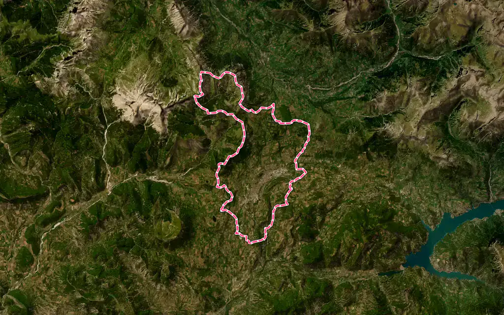 Vue satellite de Gap avec ses contours administratifs