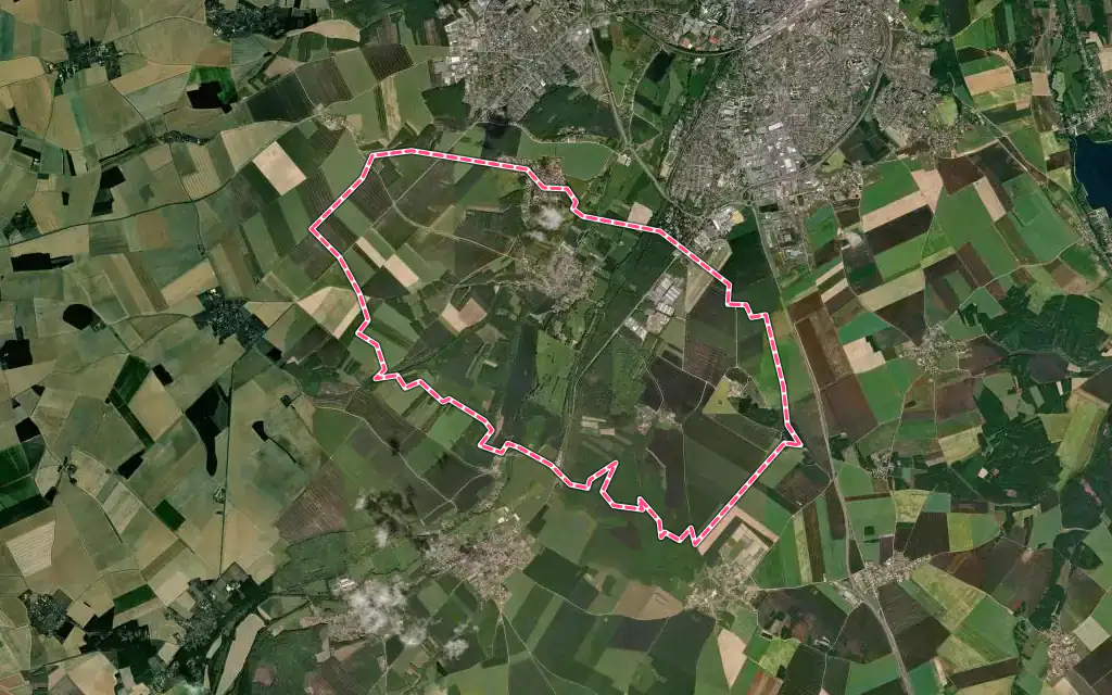 Vue satellite de Garnay avec ses contours administratifs