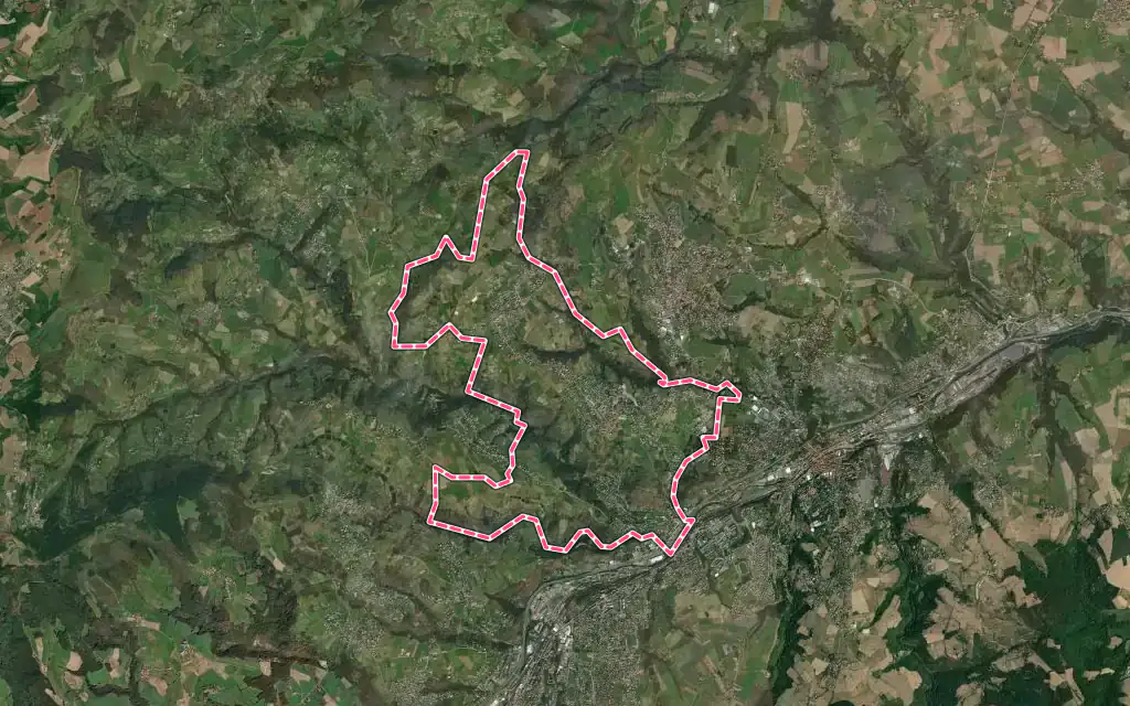 Vue satellite de Genilac avec ses contours administratifs