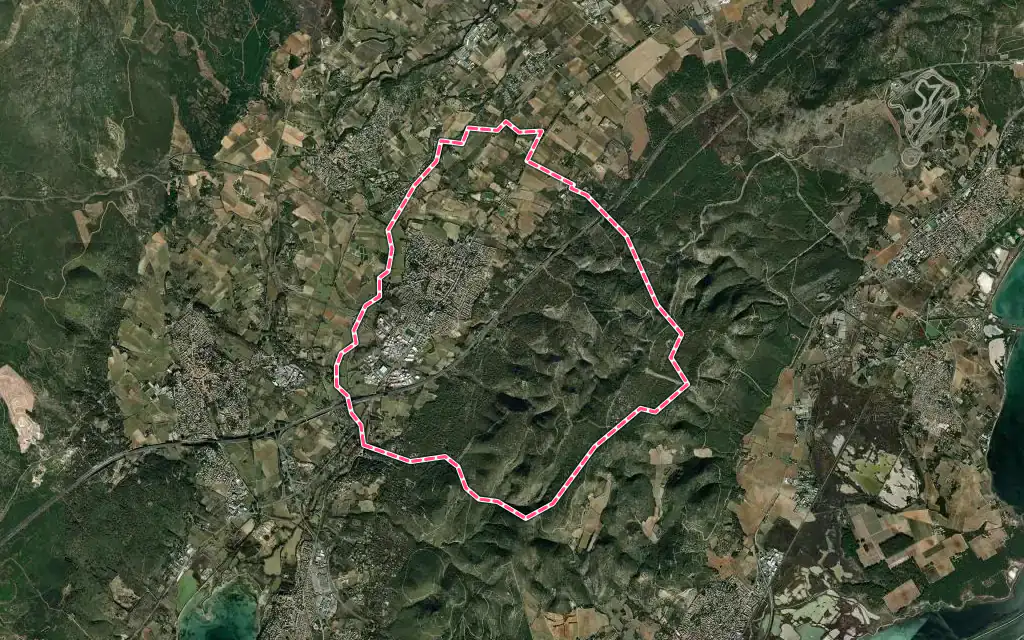 Vue satellite de Gigean avec ses contours administratifs