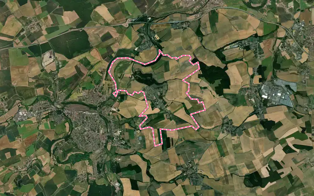 Vue satellite de Giraumont avec ses contours administratifs