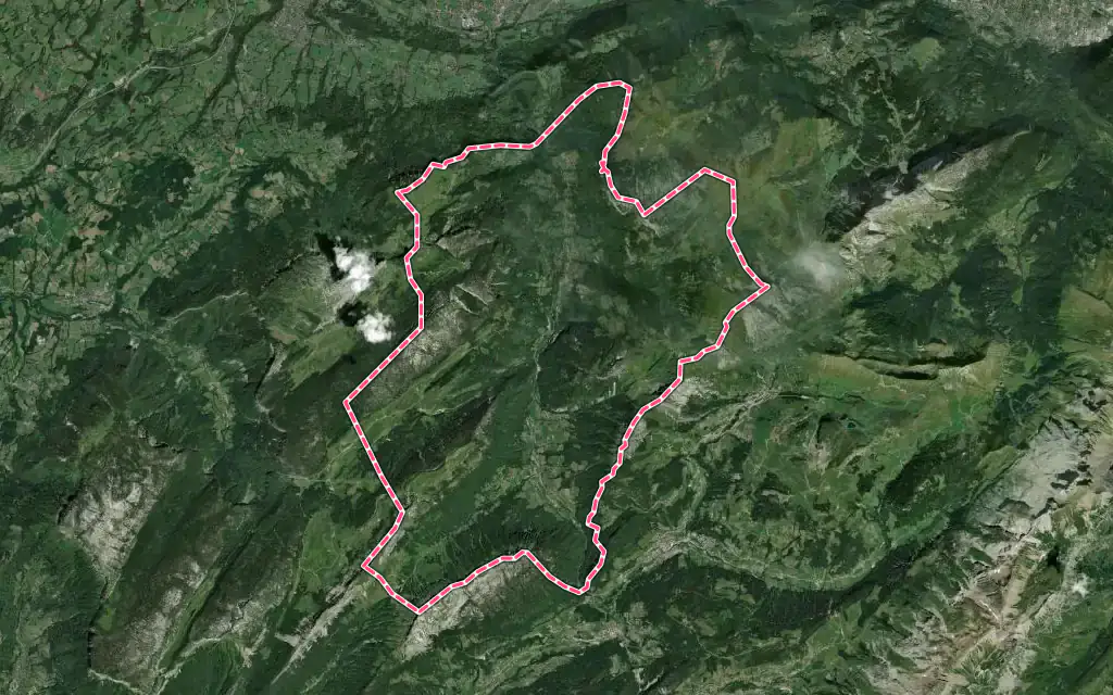 Vue satellite de Glières-Val-de-Borne avec ses contours administratifs