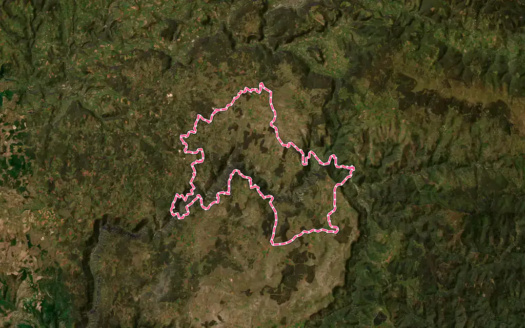 Vue satellite de Gorges du Tarn Causses avec ses contours administratifs