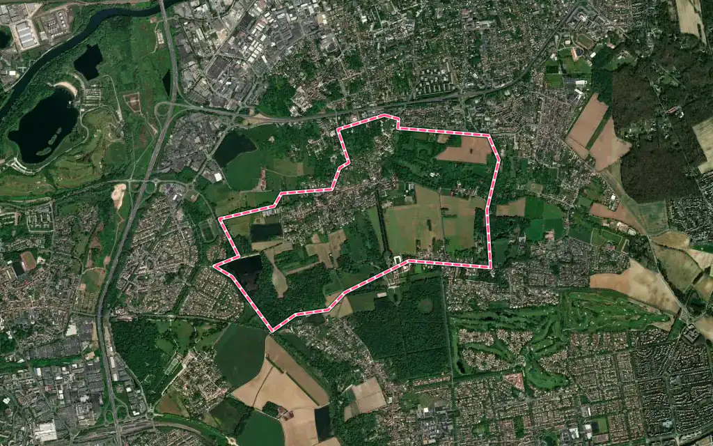 Vue satellite de Gouvernes avec ses contours administratifs