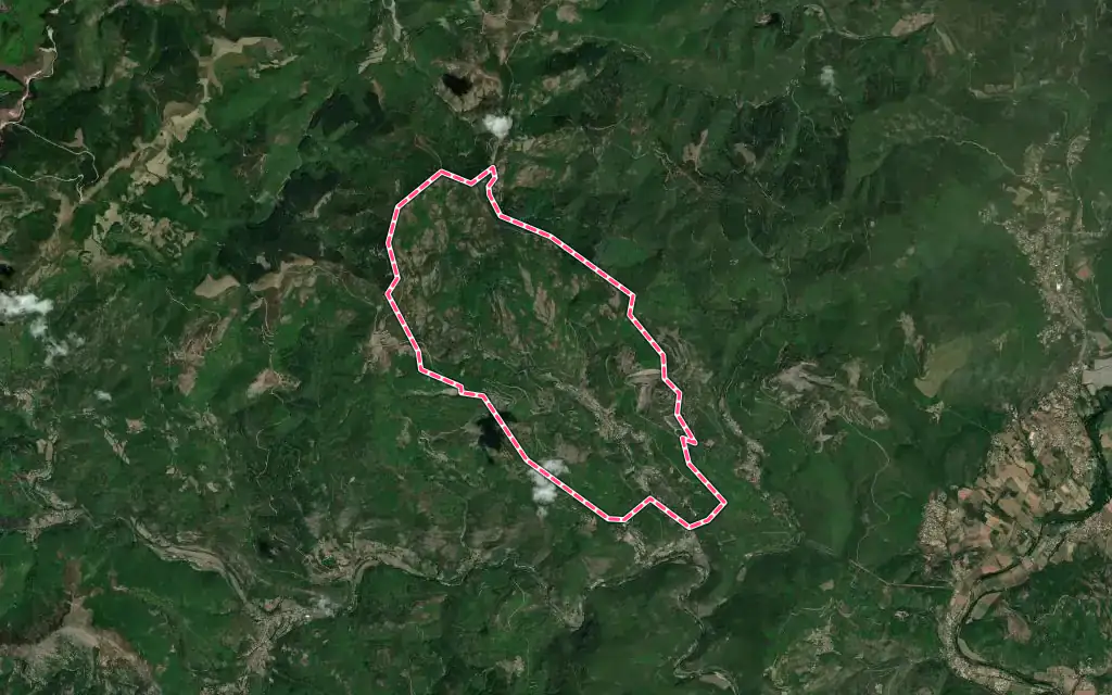 Vue satellite de Graissessac avec ses contours administratifs