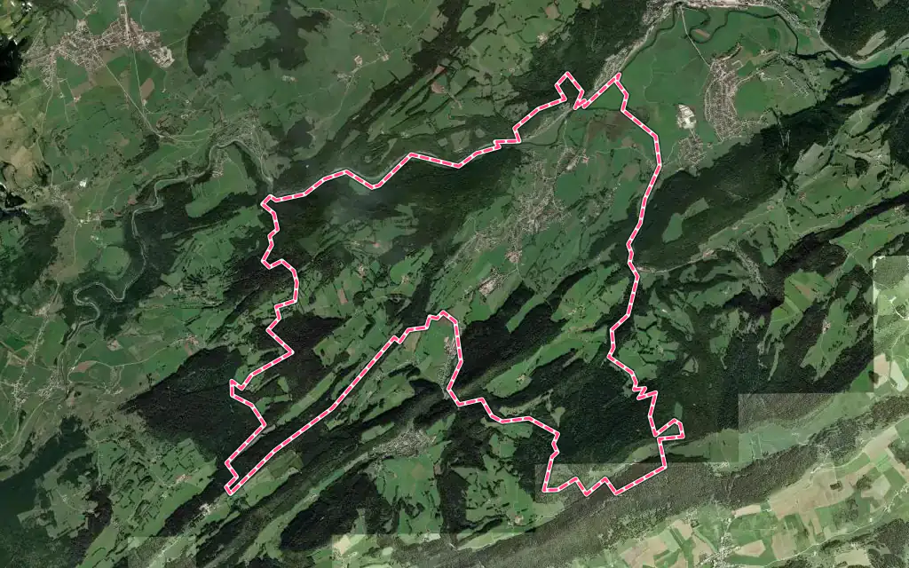 Vue satellite de Grand'Combe-Châteleu avec ses contours administratifs