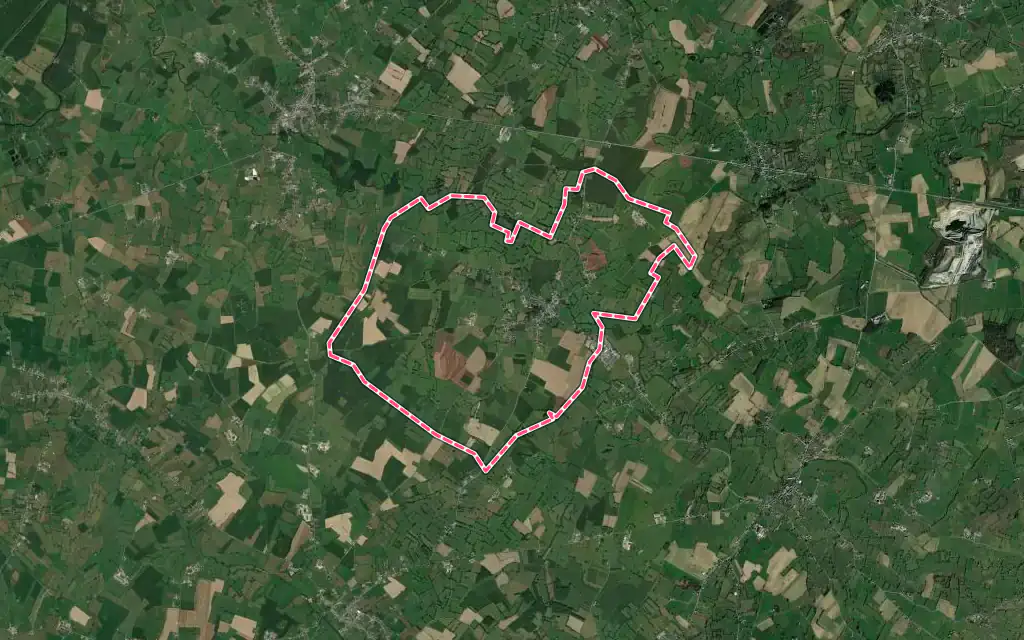 Vue satellite de Grand-Fayt avec ses contours administratifs