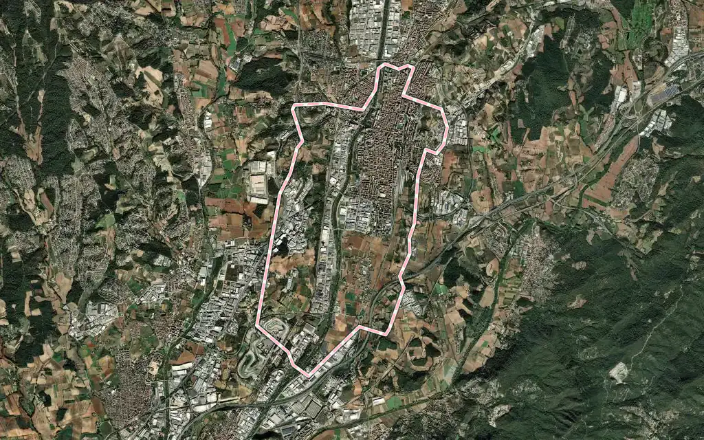 Vista satélite de Granollers con su contorno administrativo