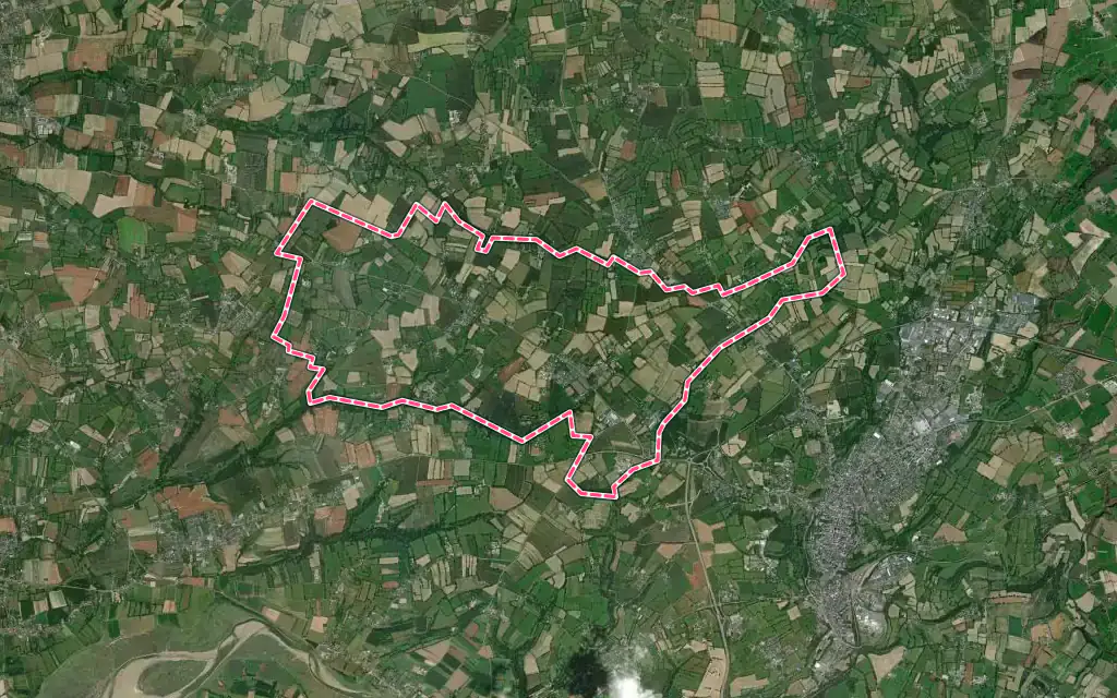 Vue satellite de Gratot avec ses contours administratifs