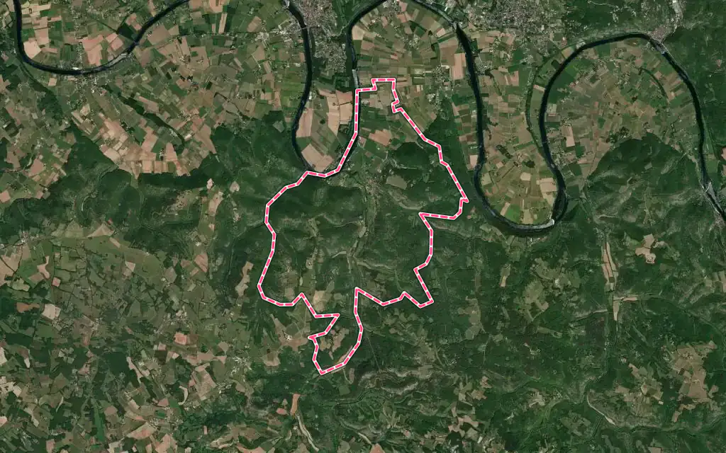 Vue satellite de Grézels avec ses contours administratifs