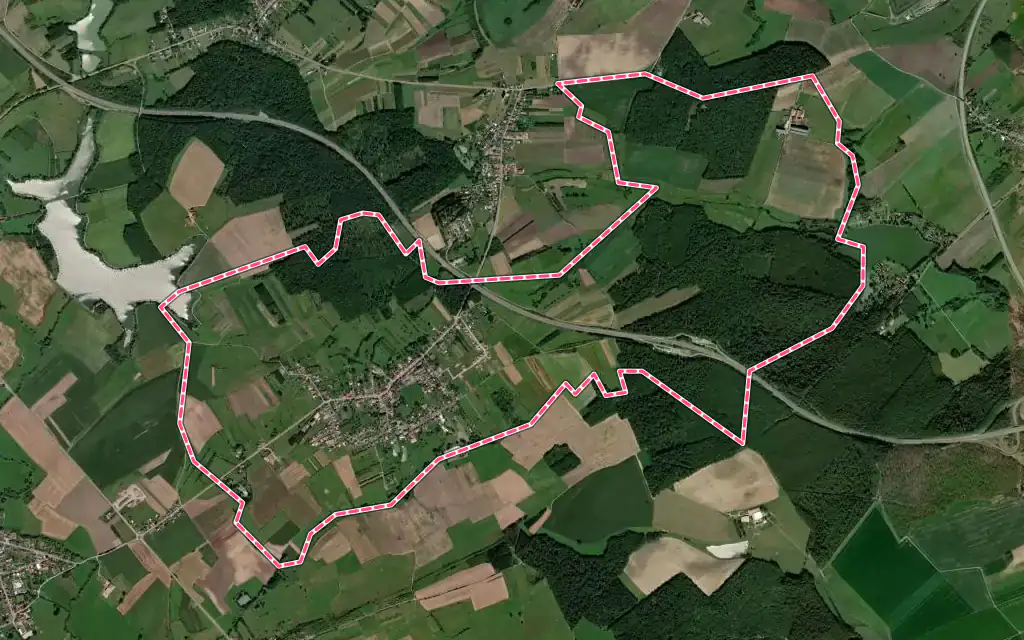 Vue satellite de Grundviller avec ses contours administratifs