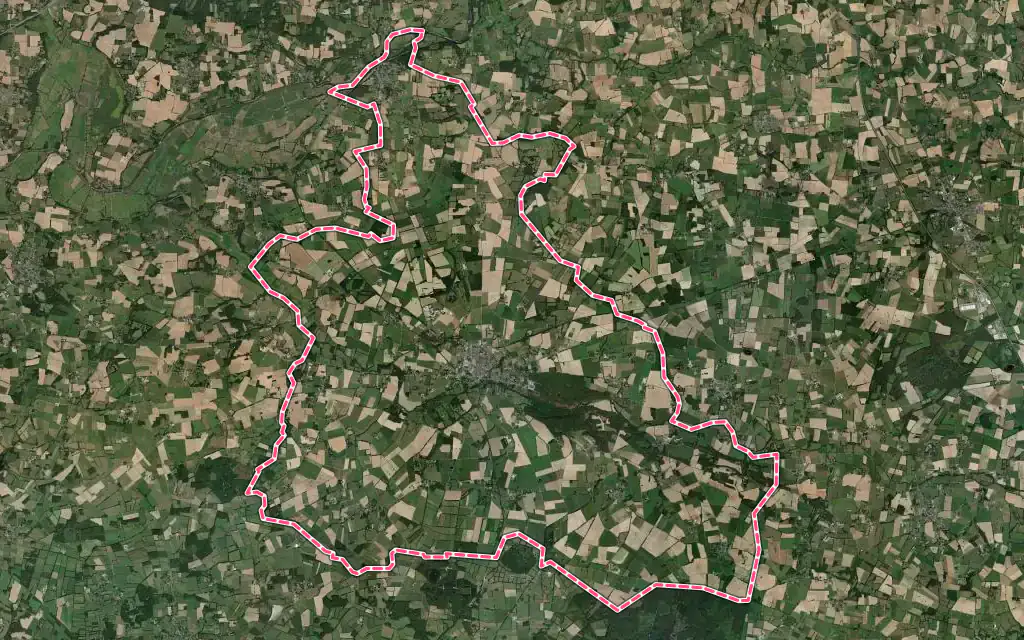 Vue satellite de Guémené-Penfao avec ses contours administratifs