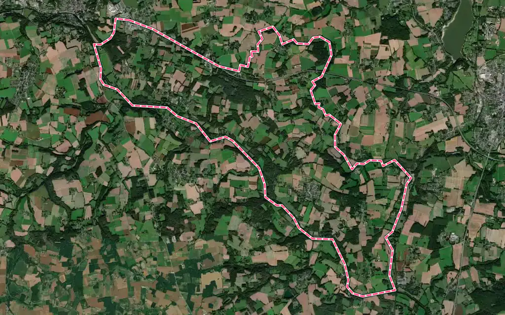 Vue satellite de Guillac avec ses contours administratifs