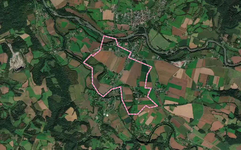 Vue satellite de Guinarthe-Parenties avec ses contours administratifs