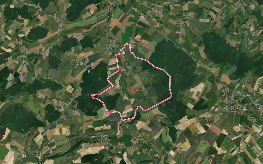 Vue satellite de Hagécourt avec ses contours administratifs