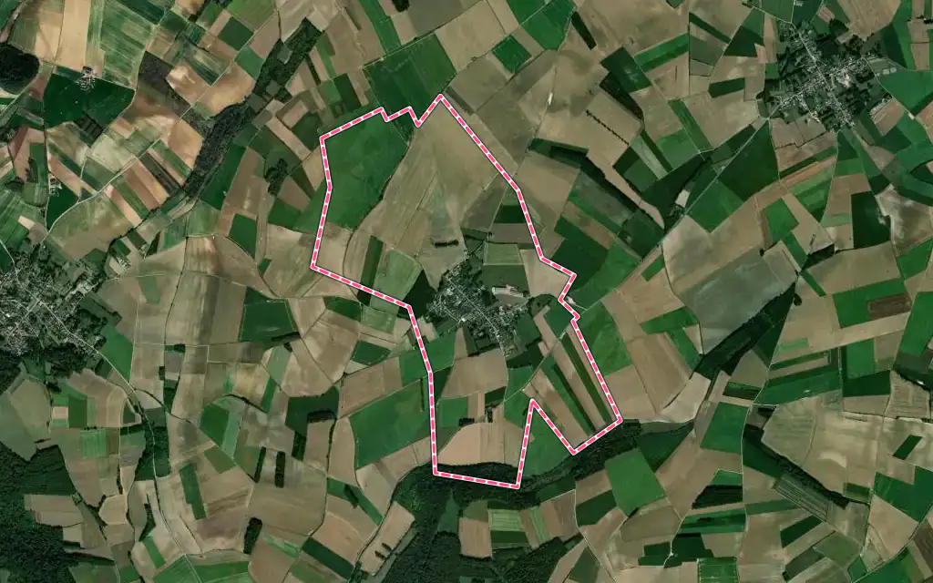 Vue satellite de Harponville avec ses contours administratifs