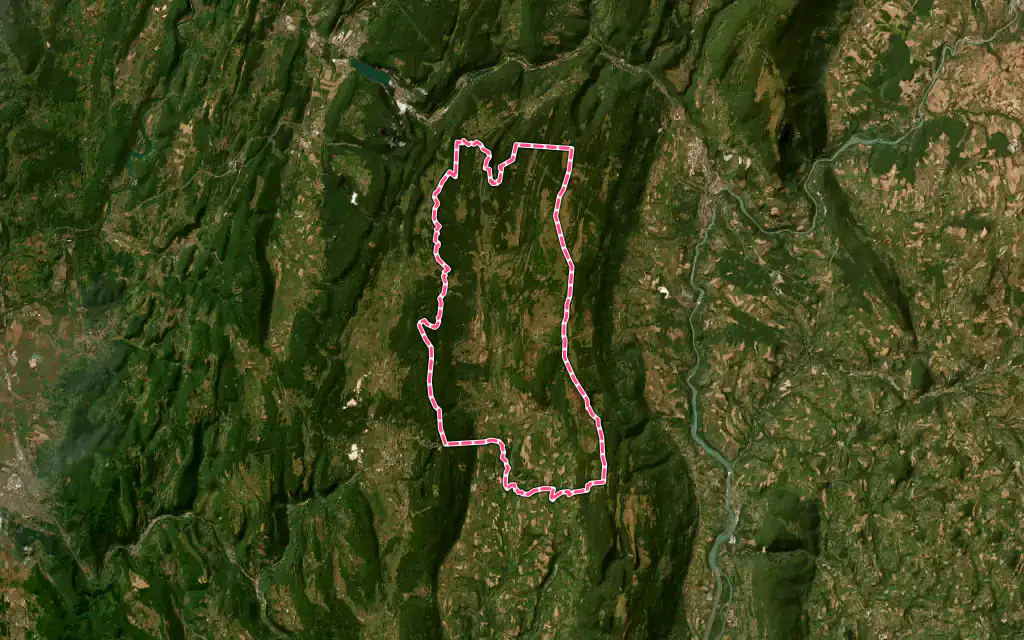 Vue satellite de Haut Valromey avec ses contours administratifs