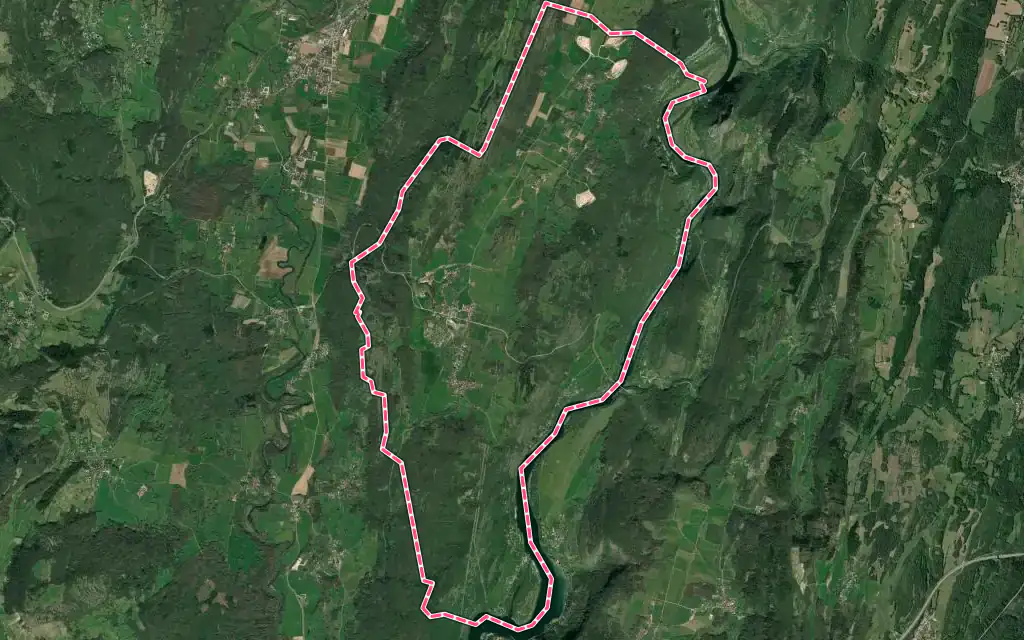 Vue satellite de Hautecourt-Romanèche avec ses contours administratifs