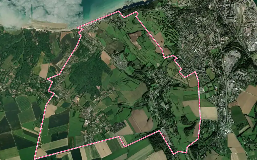 Vue satellite de Hautot-sur-Mer avec ses contours administratifs
