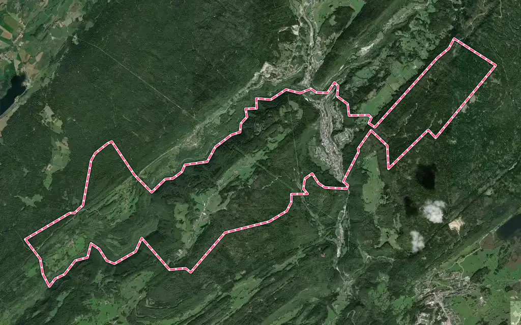 Vue satellite de Hauts de Bienne avec ses contours administratifs