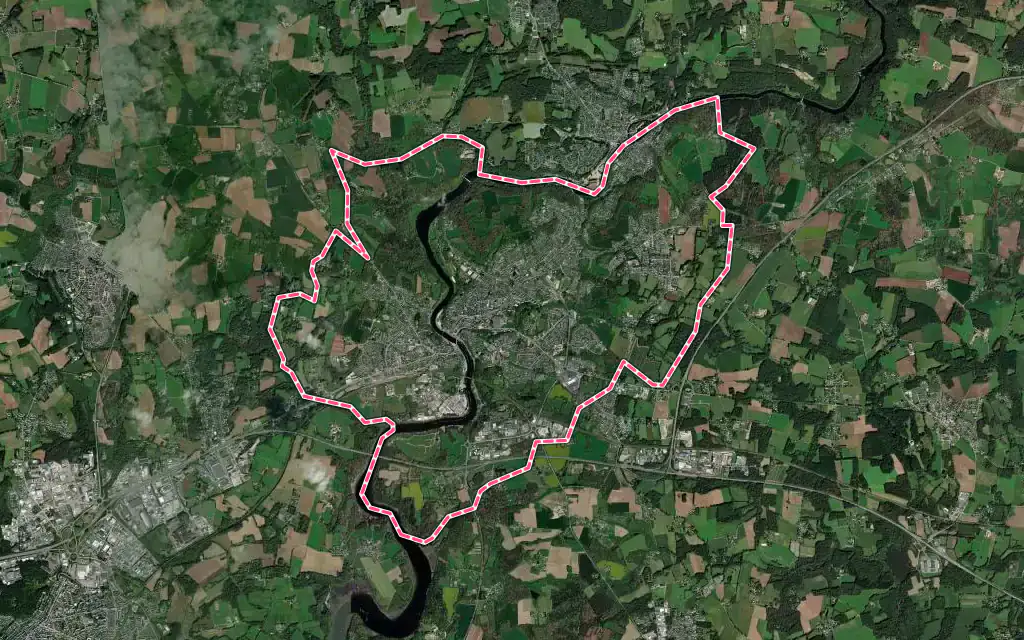 Vue satellite de Hennebont avec ses contours administratifs