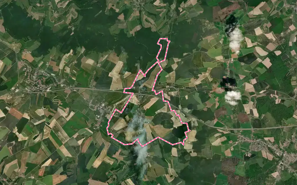 Vue satellite de Hennecourt avec ses contours administratifs