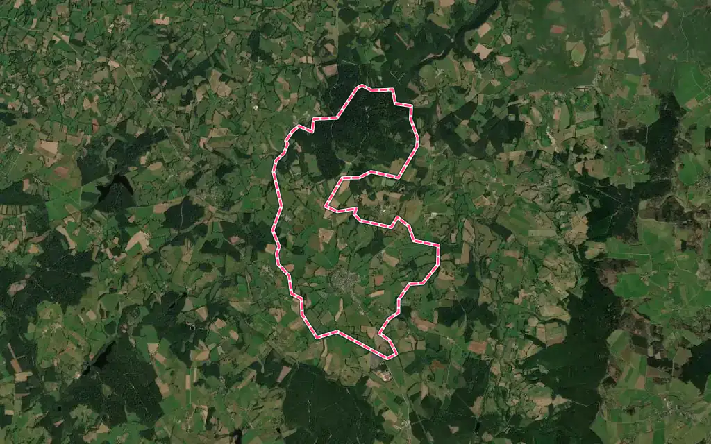 Vue satellite de Herment avec ses contours administratifs