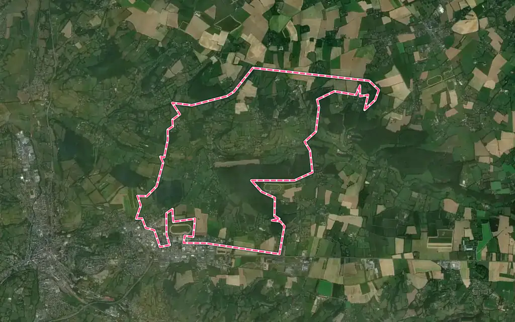 Vue satellite de Hermival-les-Vaux avec ses contours administratifs