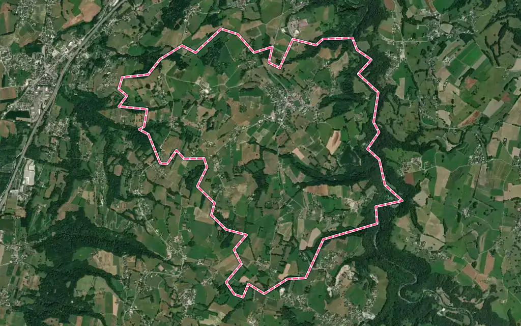 Vue satellite de Héry-sur-Alby avec ses contours administratifs