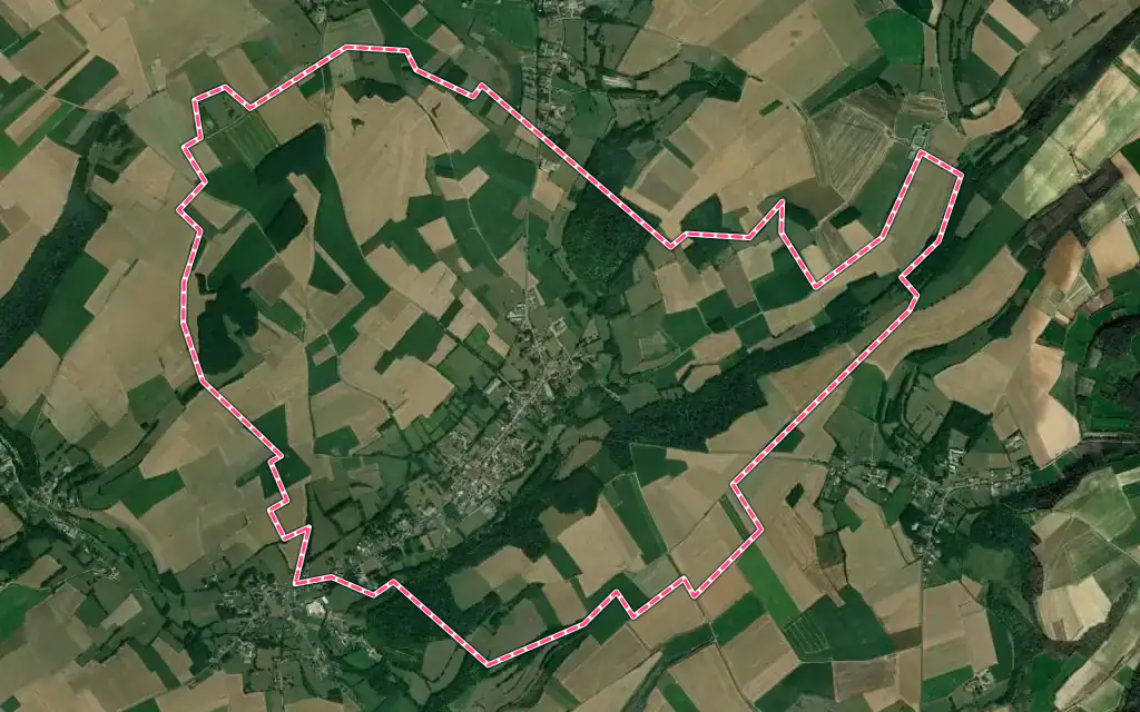 Vue satellite de Heuchin avec ses contours administratifs