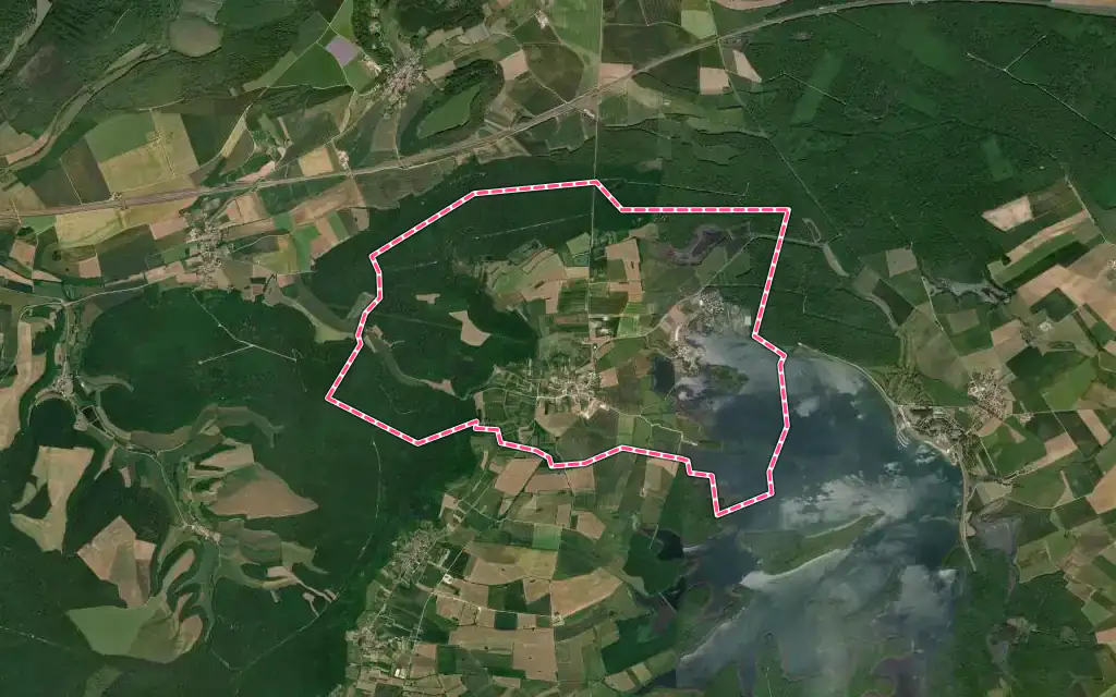 Vue satellite de Heudicourt-sous-les-Côtes avec ses contours administratifs