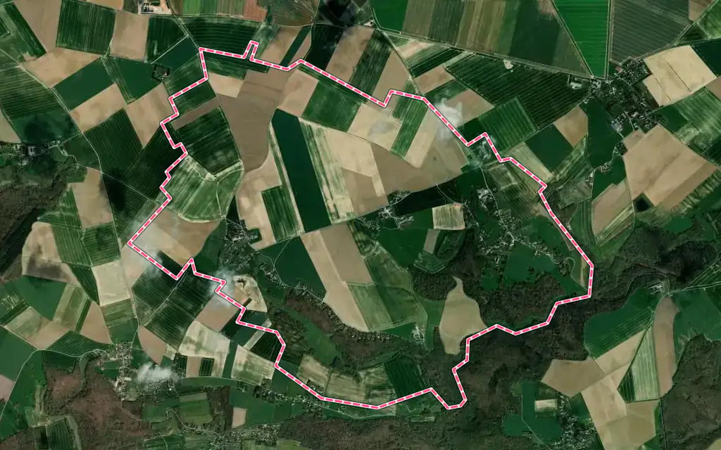 Vue satellite de Heuqueville avec ses contours administratifs