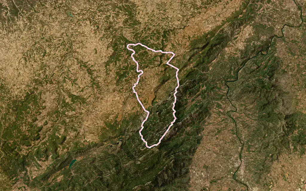 Vista satélite de Horta de Sant Joan con su contorno administrativo