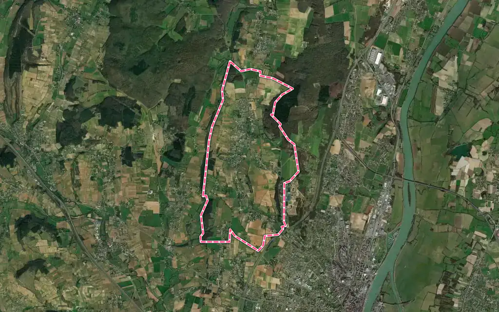 Vue satellite de Hurigny avec ses contours administratifs