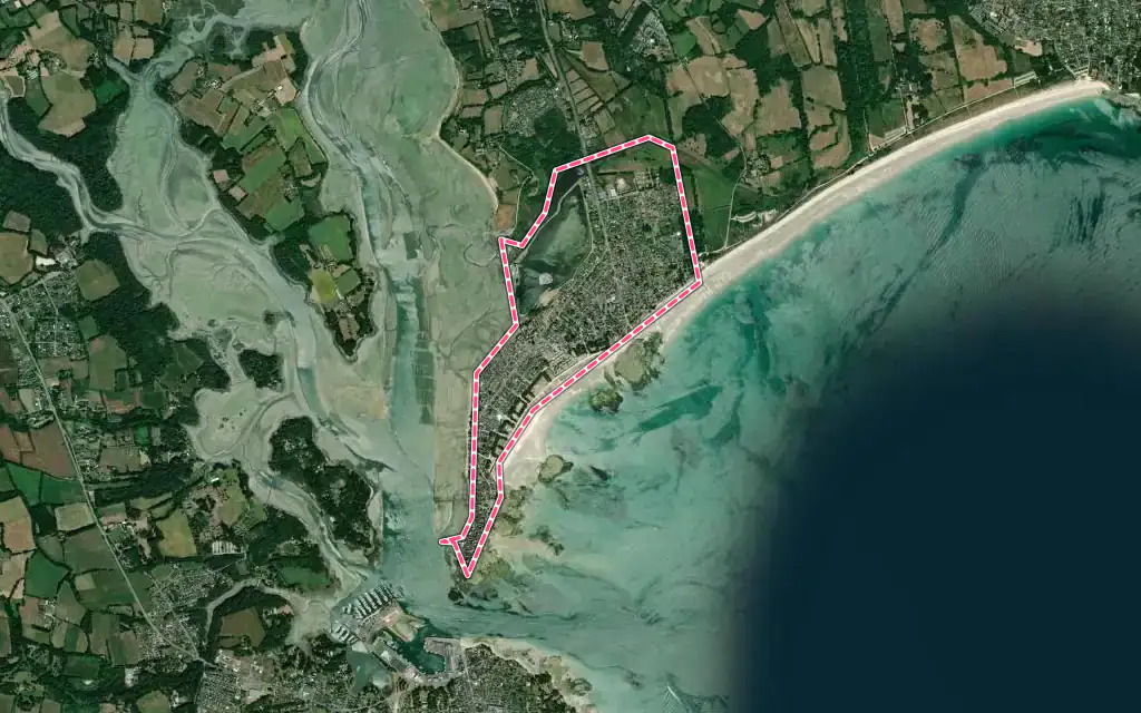 Vue satellite de Île-Tudy avec ses contours administratifs