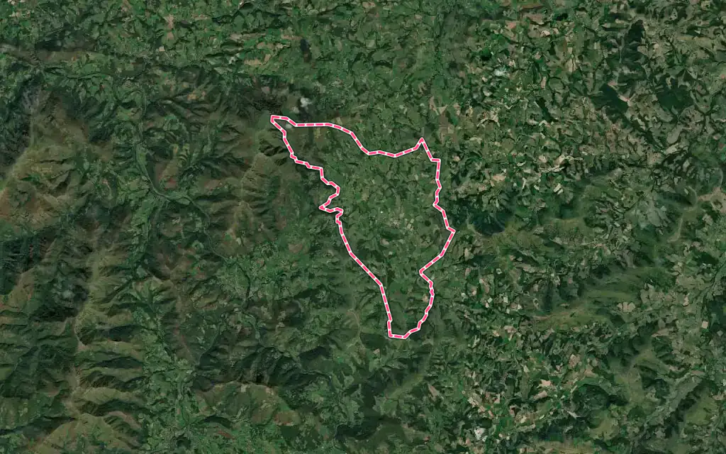 Vue satellite de Irissarry avec ses contours administratifs