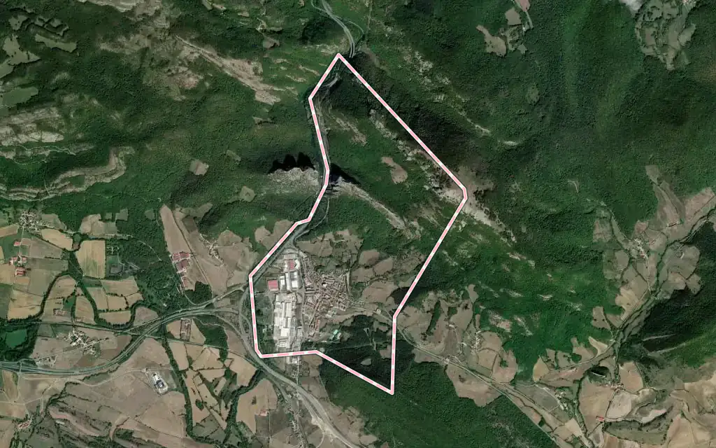 Vista satélite de Irurtzun con su contorno administrativo